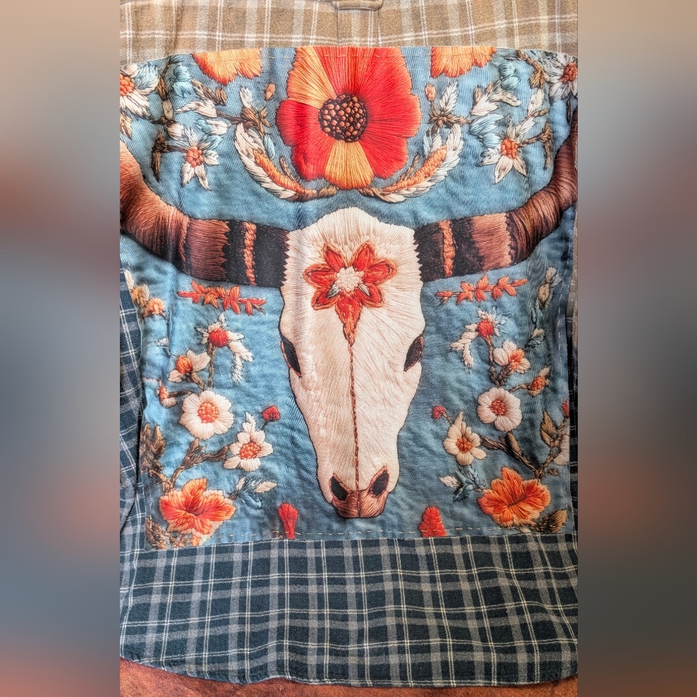 Bull Skull & Floral Design Upcycled Boho Western Dip Dye Bleach Flannel Shirt - Picture 7 of 15